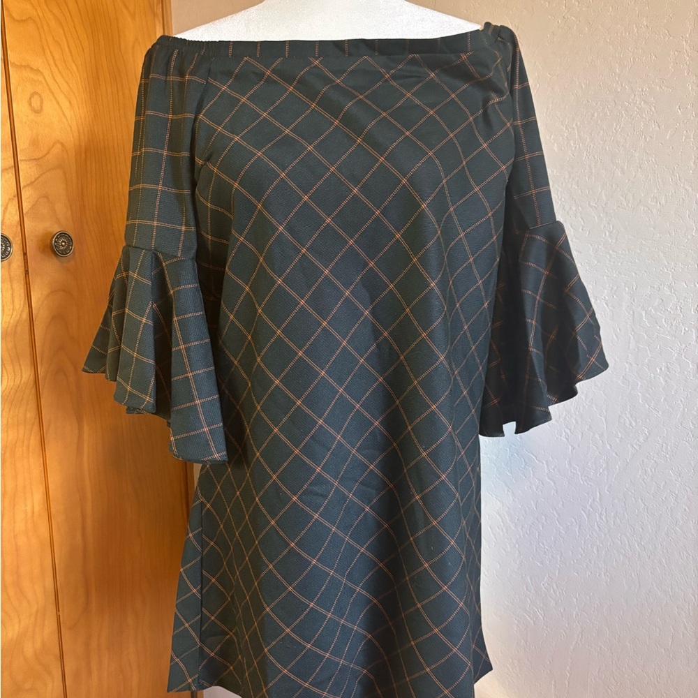 NWTHayden LA off the shoulder plaid bell sleeve dress size L